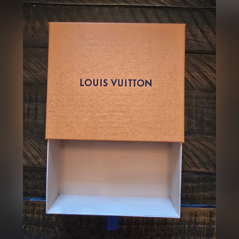 Louis Vuitton Vibrant Orange Gift Box 5"X5.75"